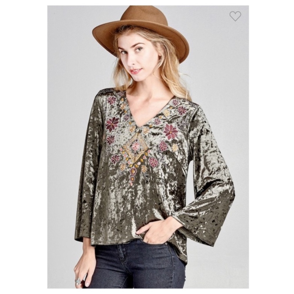 Green with embroidery crushed velvet top